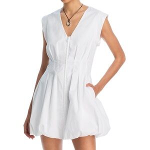 White V-Neck Sleeveless Dress